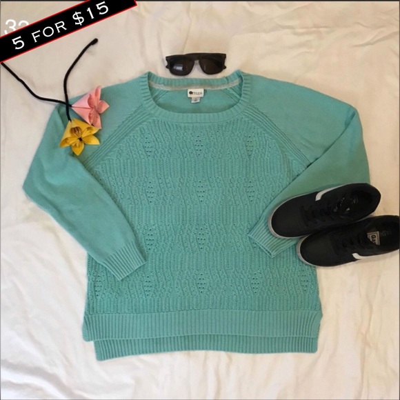 Sweaters - sweater 🐾